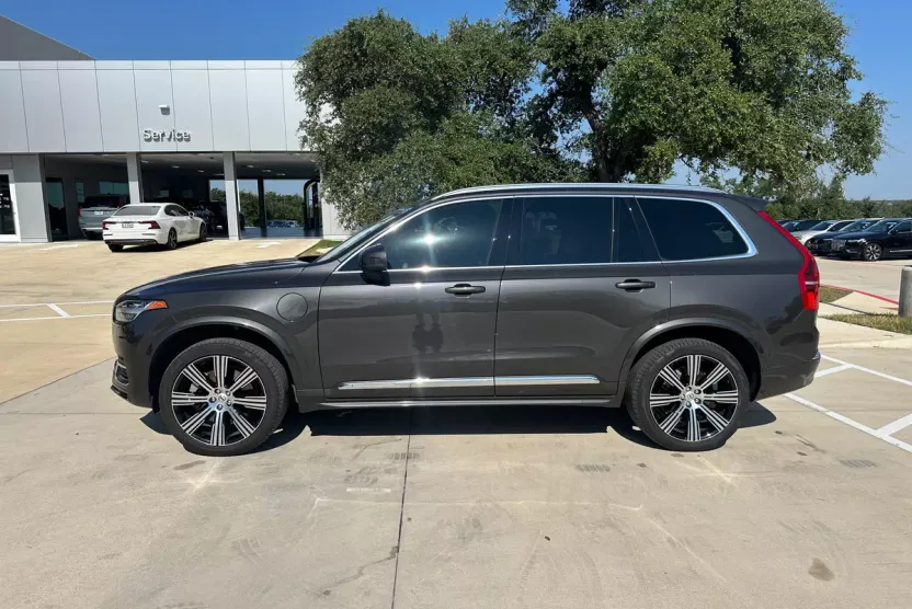 2023 Volvo XC90 Recharge Plus photo 1
