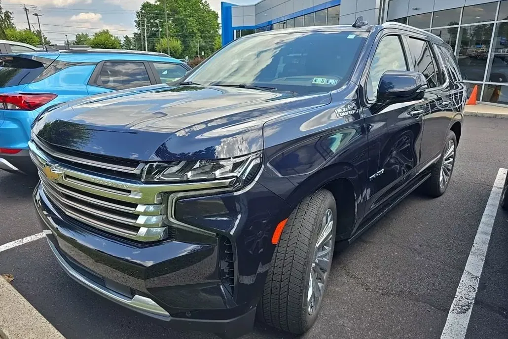 2022 Chevrolet Tahoe High Country photo 1