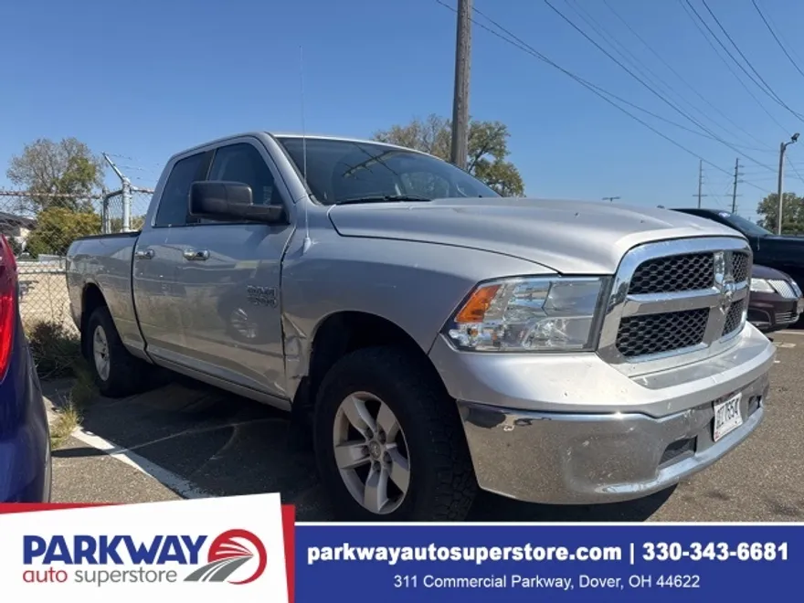 2013 Ram 1500 SLT photo 1
