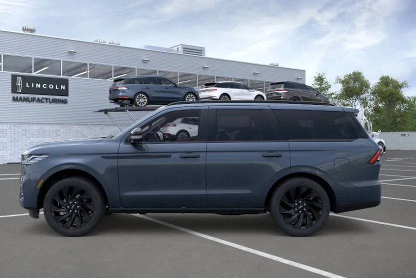 2025 Lincoln Navigator Reserve photo 1