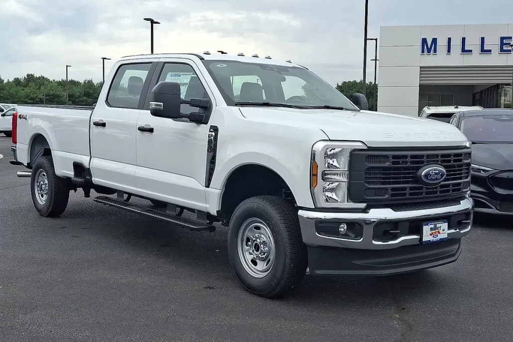 2025 Ford F-250 XL photo 1