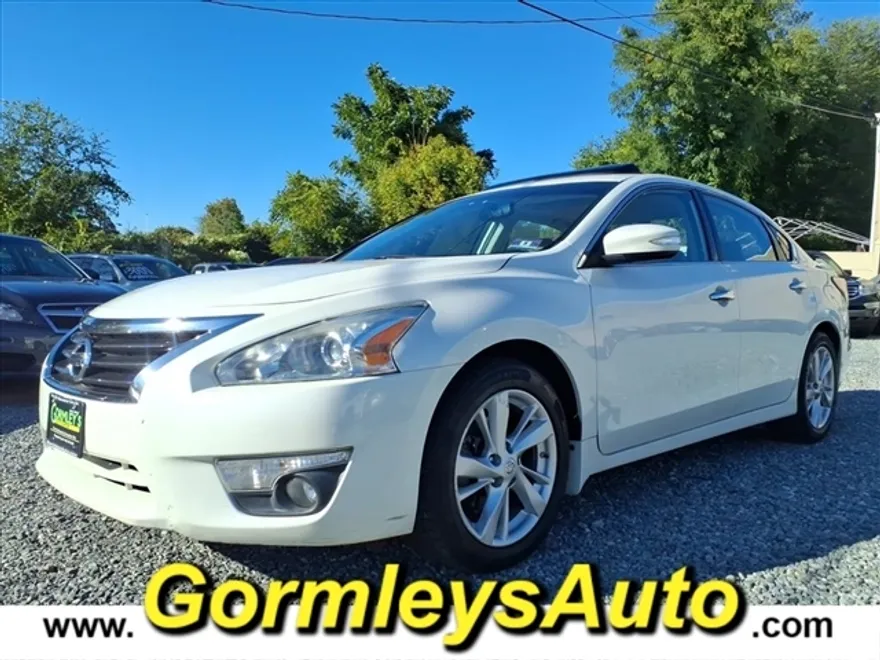 2015 Nissan Altima 2.5 SV photo 1