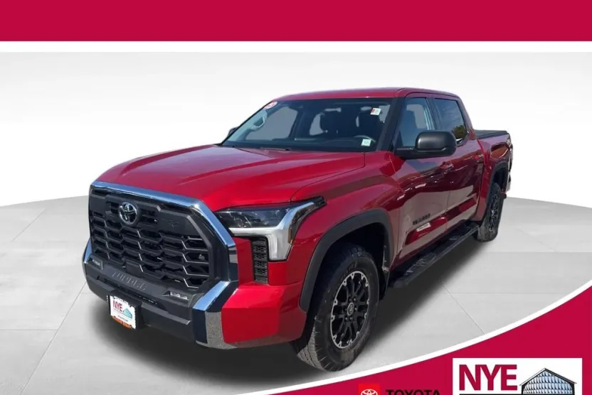 2023 Toyota Tundra SR5 photo 1