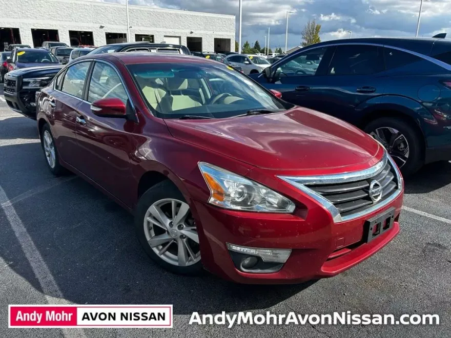 2015 Nissan Altima 2.5 SV photo 1