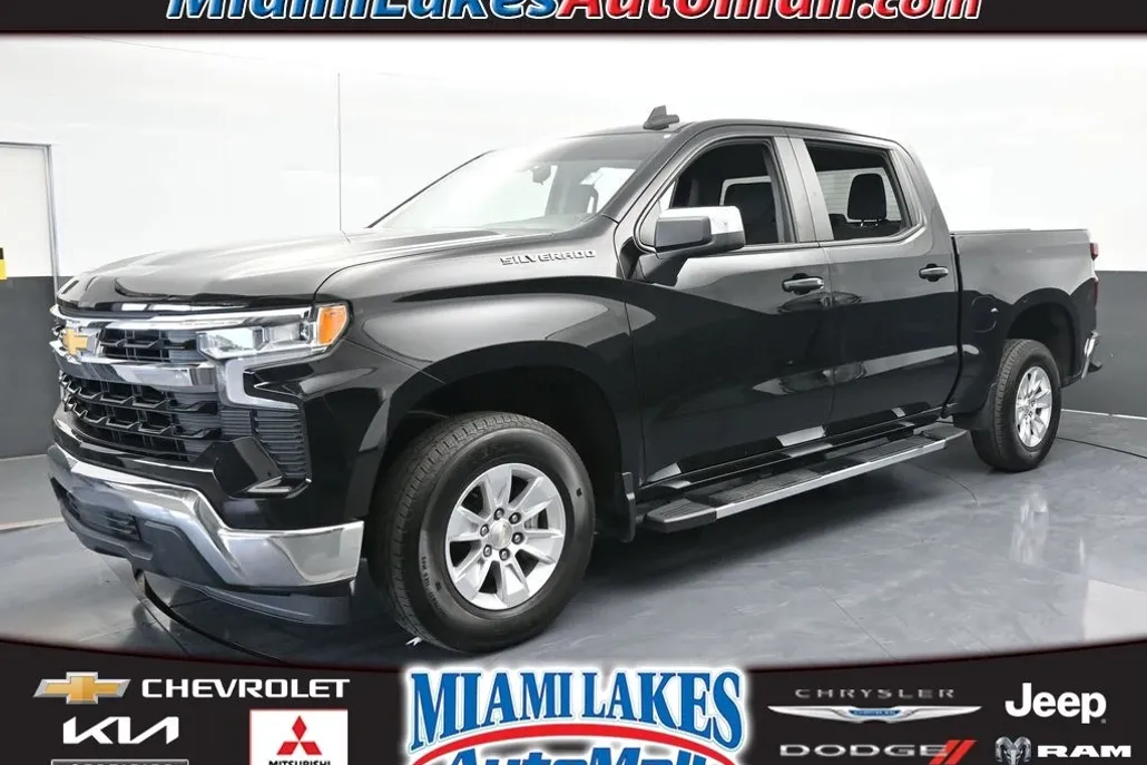 2022 Chevrolet Silverado 1500 LT photo 1