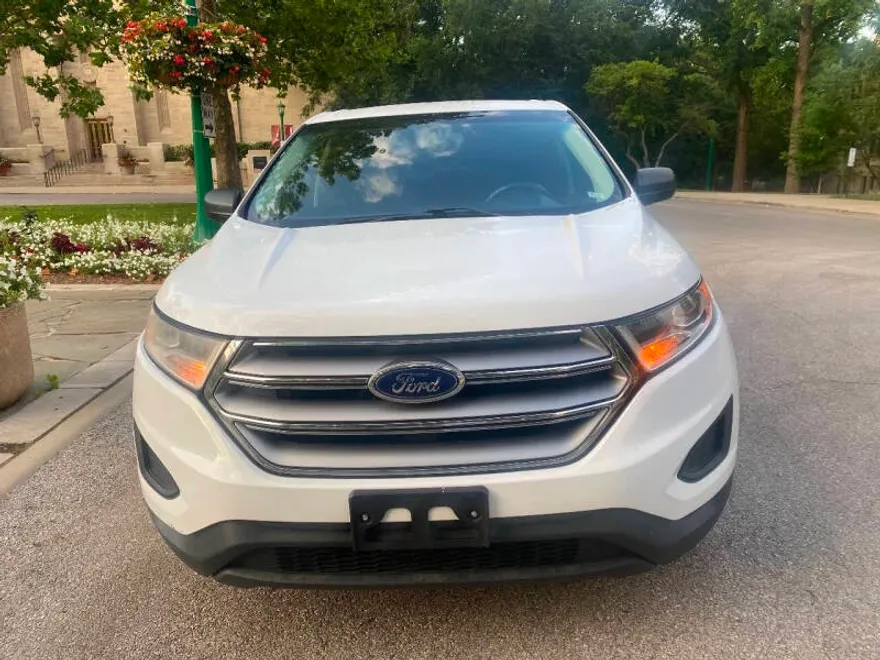 2018 Ford Edge SE photo 1