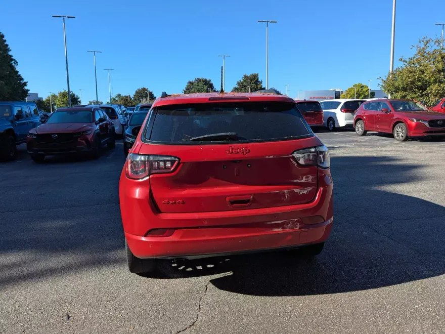 2023 Jeep Compass Limited Red Edition photo 1