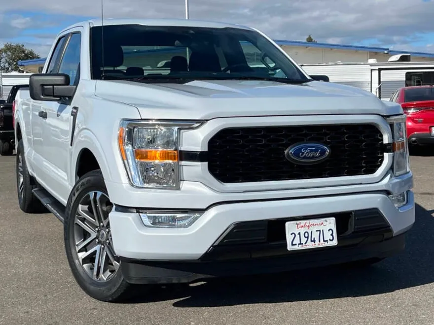 2021 Ford F-150 XL photo 1
