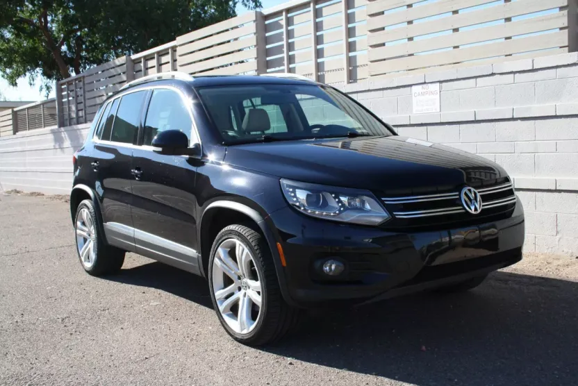 2013 Volkswagen Tiguan Sport photo 1