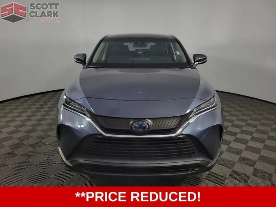 2021 Toyota Venza LE photo 1