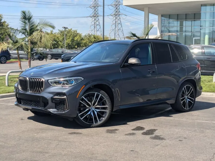 2022 Bmw X5 M50i photo 1