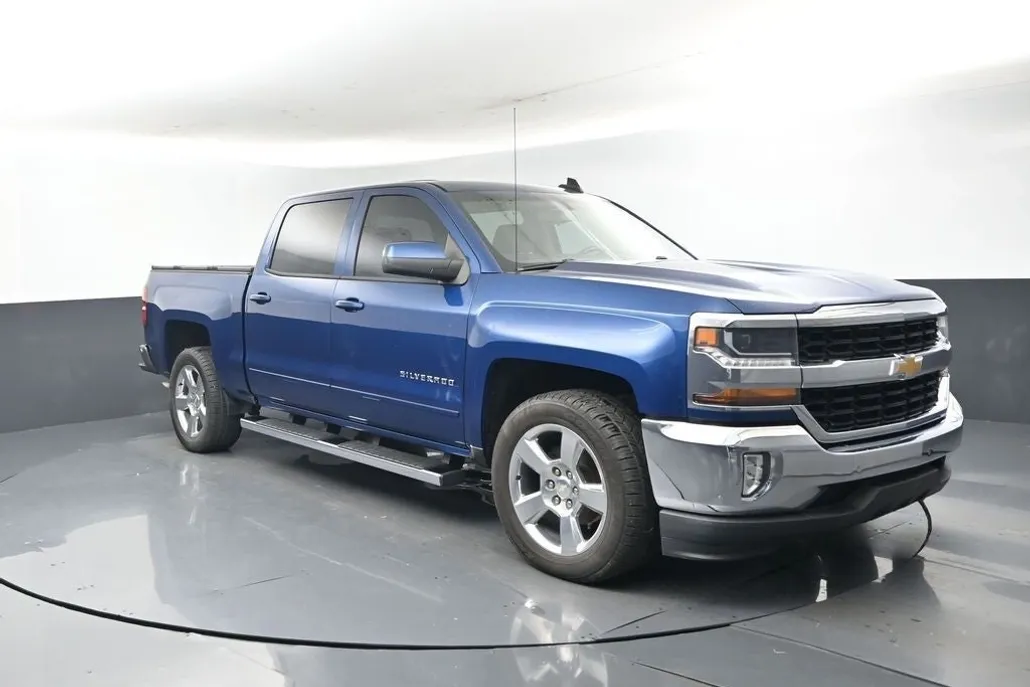 2017 Chevrolet Silverado 1500 LT1 photo 1