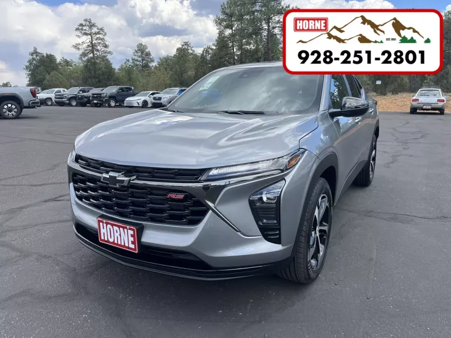 2025 Chevrolet Trax photo 1