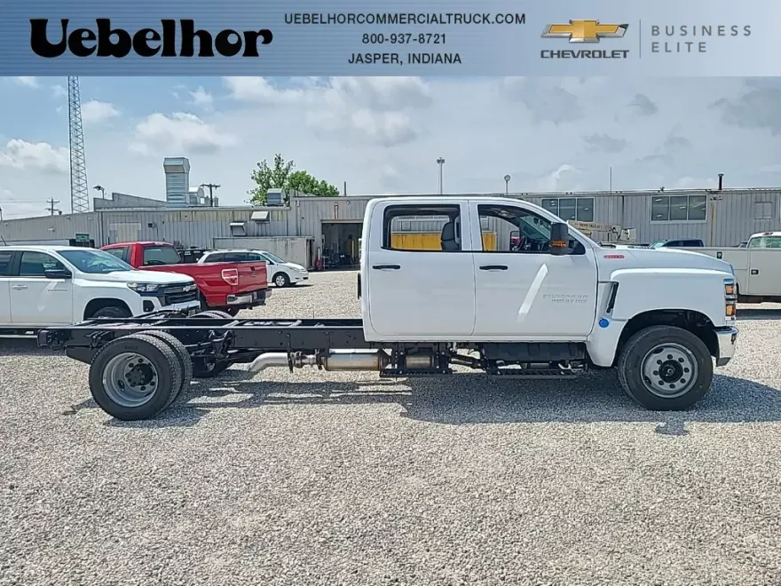 2024 Chevrolet Silverado 5500HD Work Truck photo 1