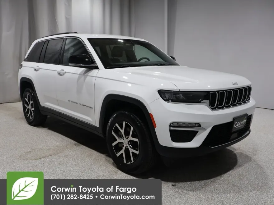 2024 Jeep Grand Cherokee Limited photo 1