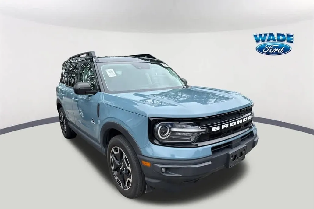 2022 Ford Bronco Sport Outer Banks photo 1