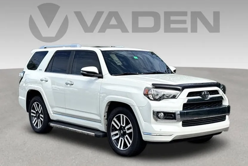 2017 Toyota 4Runner Limited photo 1