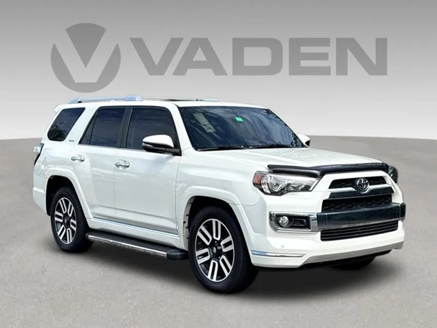 2017 Toyota 4Runner Limited photo 1