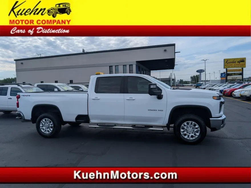 2020 Chevrolet Silverado 3500HD LT photo 1
