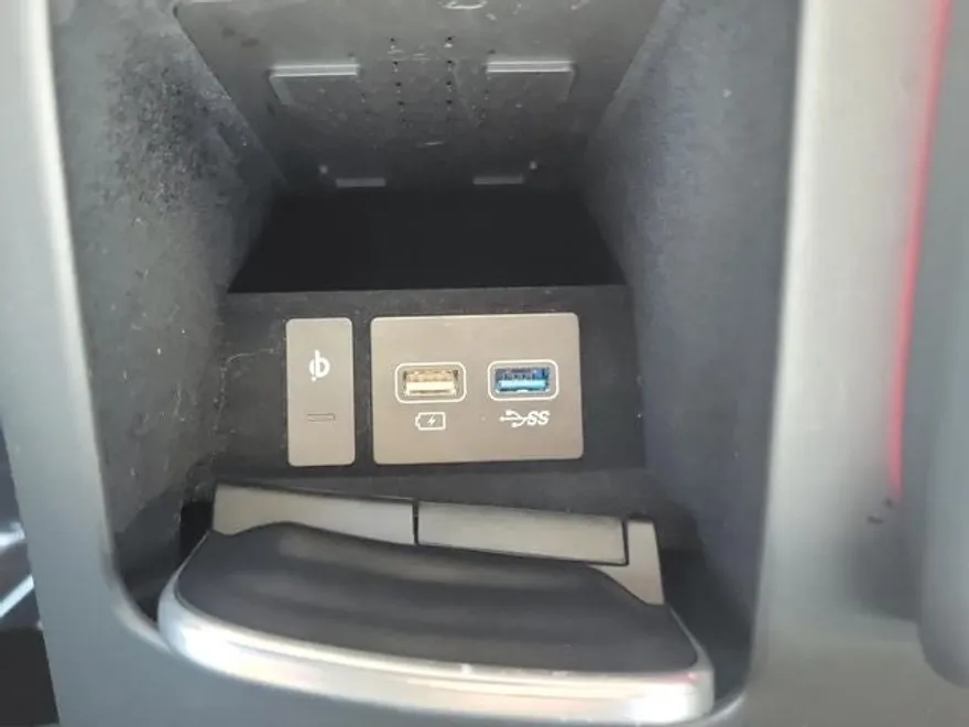 2024 Genesis GV70 3.5T Sport photo 24