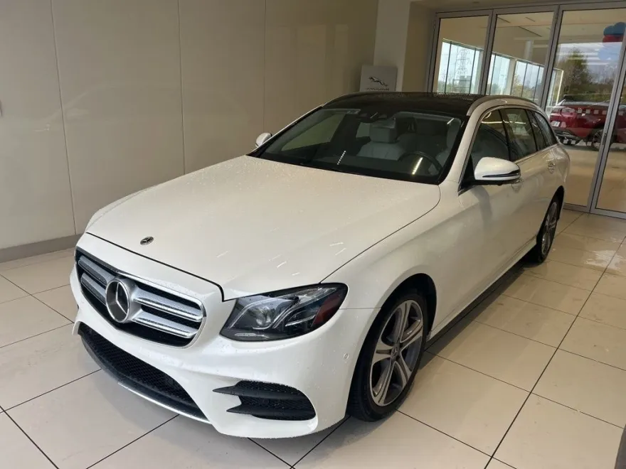 2020 Mercedes Benz E 450 Wagon photo 1