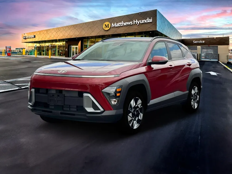 2025 Hyundai Kona SEL photo 1