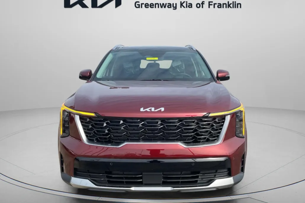 2025 Kia Sorento S photo 1