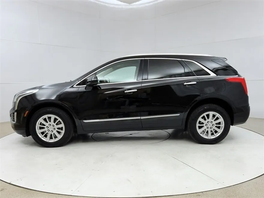 2017 Cadillac XT5 Luxury photo 1