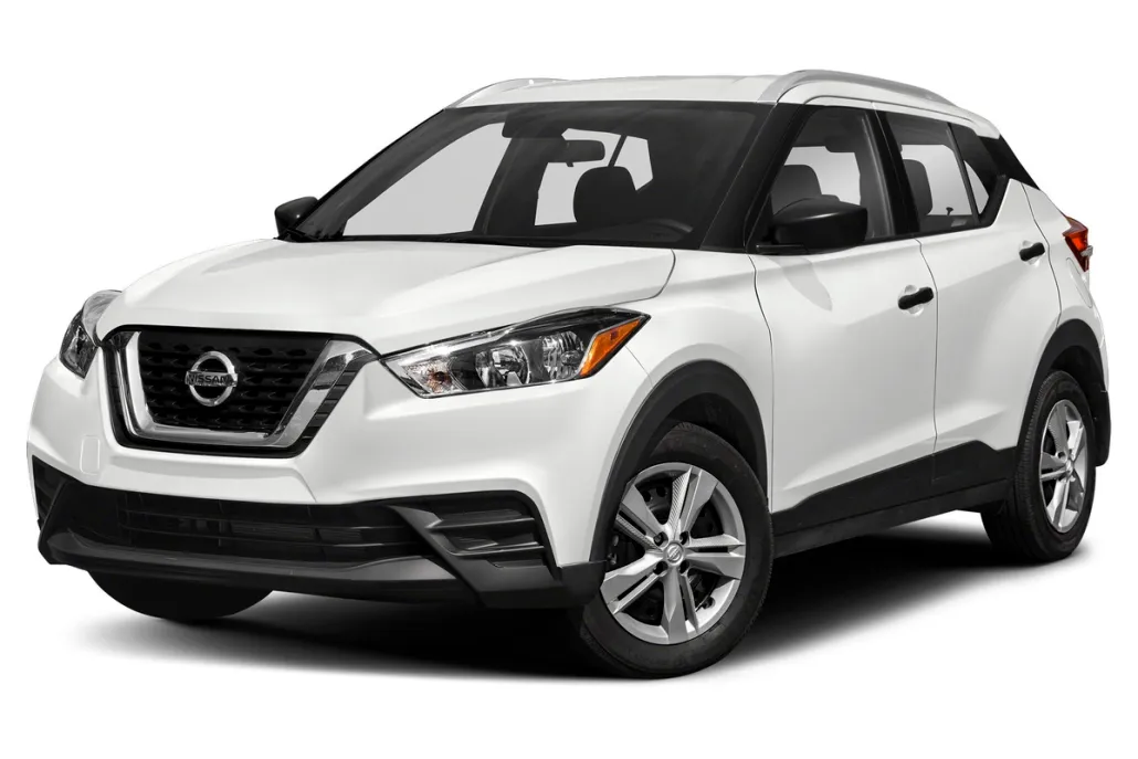 2019 Nissan Kicks SV photo 1