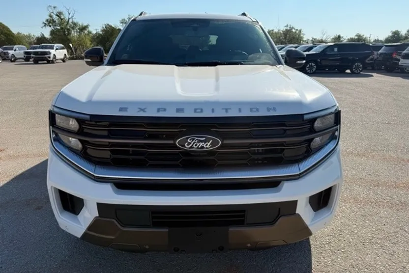 2025 Ford Expedition King Ranch photo 1