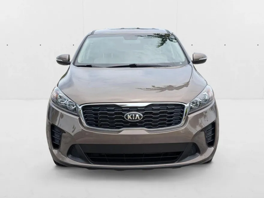 2019 Kia Sorento LX photo 1