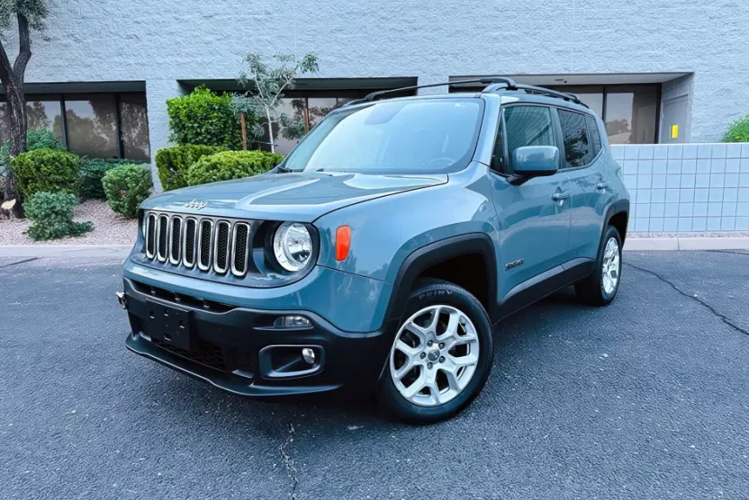 2017 Jeep Renegade Latitude North Edition photo 1