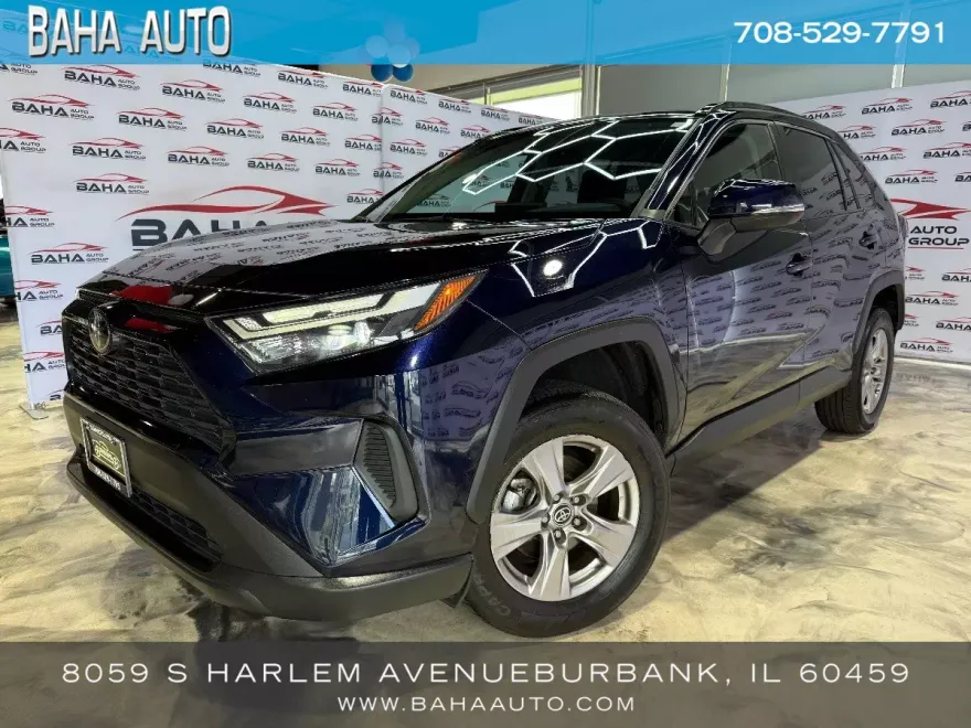 2022 Toyota RAV4 XLE photo 1