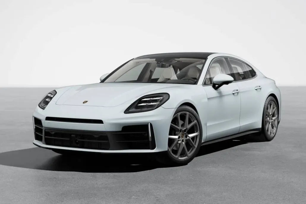 2026 Porsche Panamera 4 photo 1