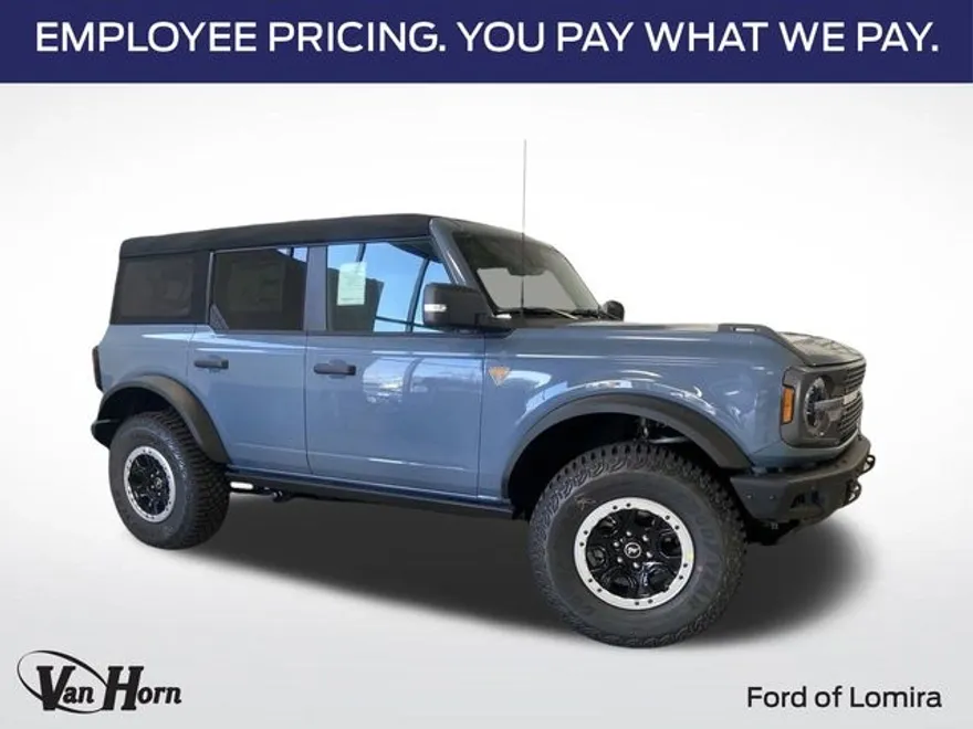 2024 Ford Bronco Badlands photo 1