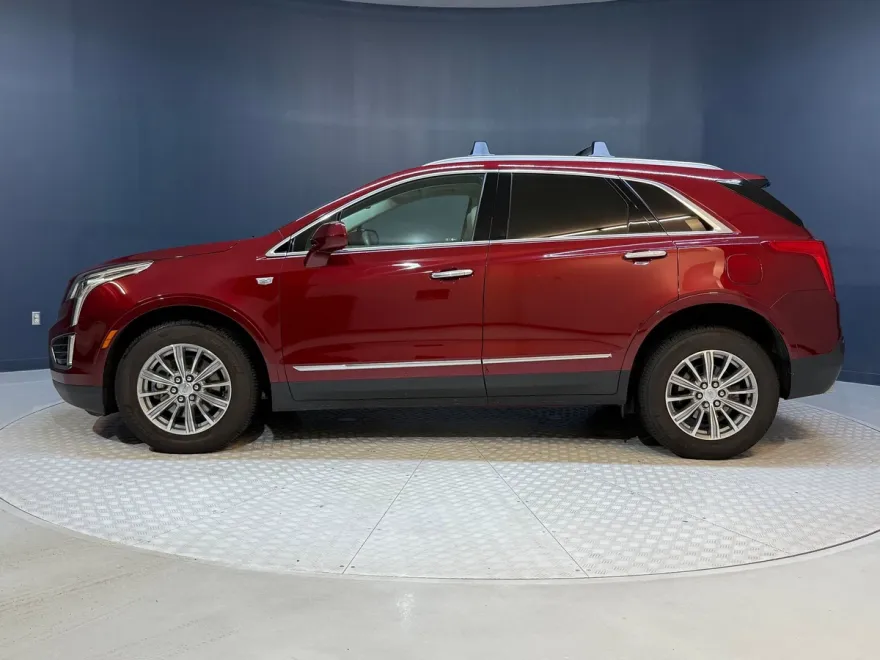 2017 Cadillac XT5 Luxury photo 1