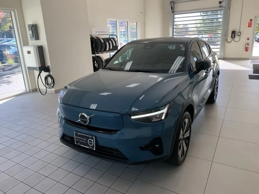 2023 Volvo C40 Recharge Plus photo 1