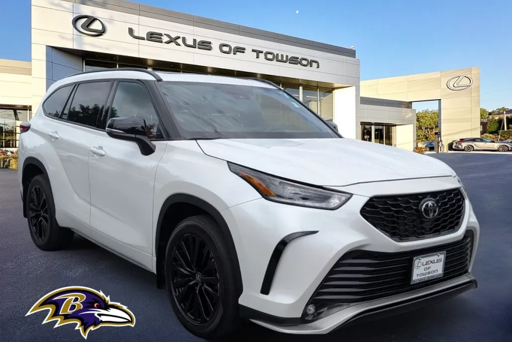 2023 Toyota Highlander XSE photo 1