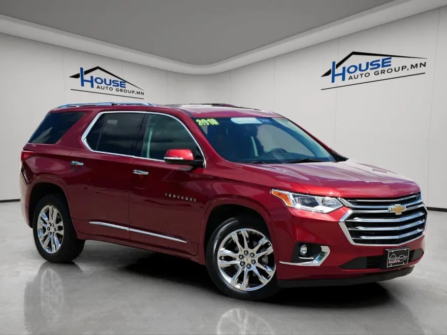 2018 Chevrolet Traverse High Country photo 1