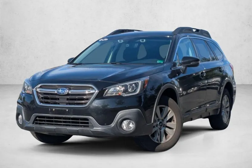 2018 Subaru Outback 2.5i Premium photo 1