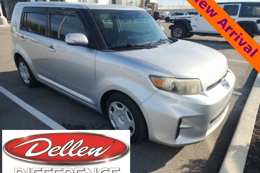 2012 Scion xB photo 1