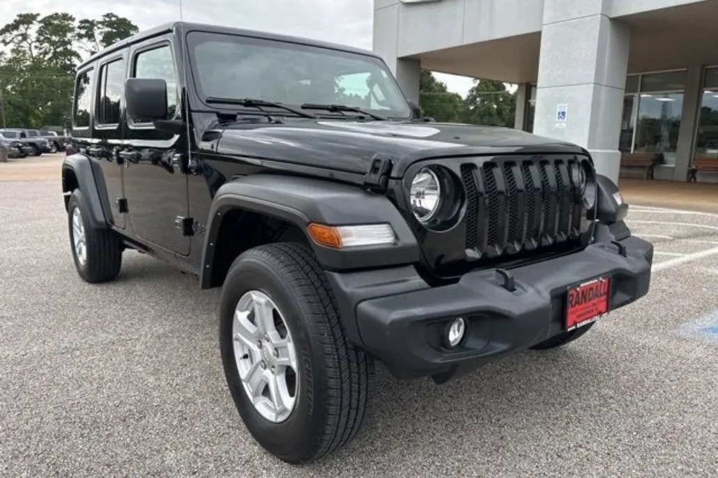 2022 Jeep Wrangler Unlimited Sport S photo 1