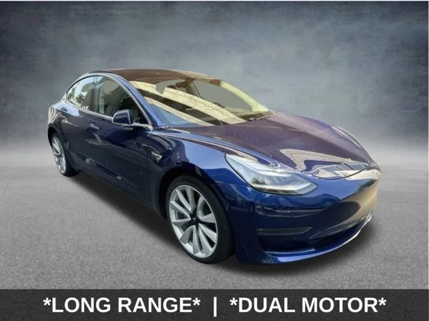 2018 Tesla Model 3 Long Range photo 1