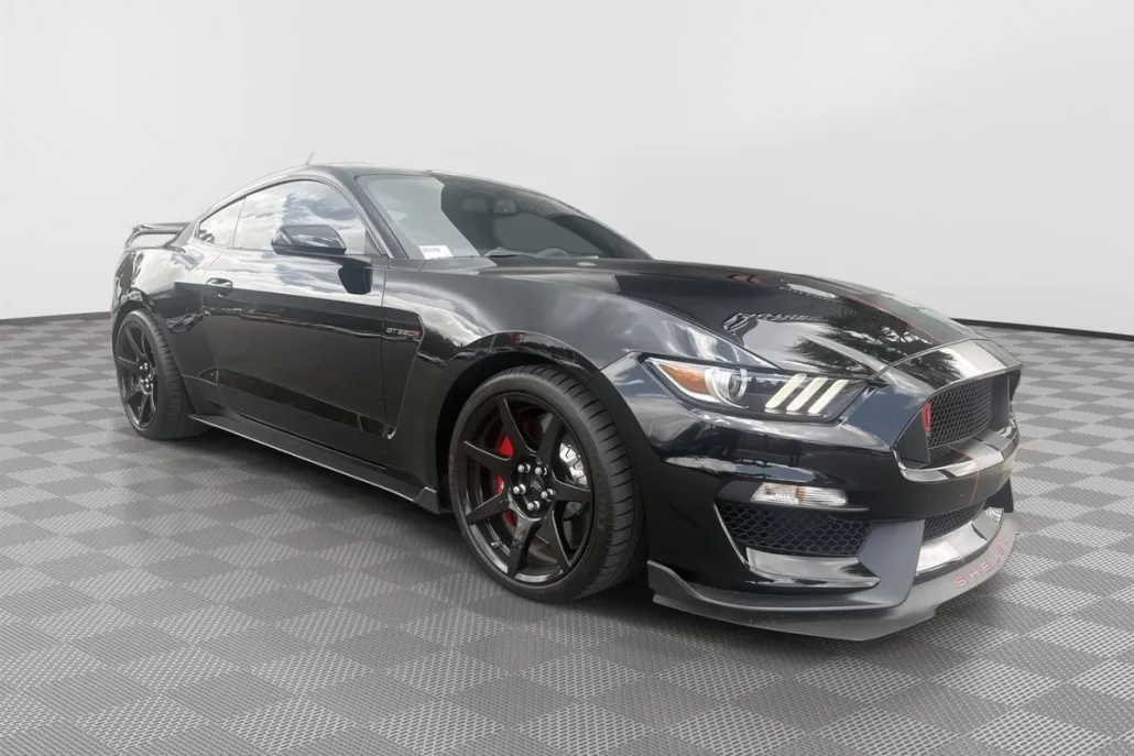 2020 Ford Mustang Shelby GT350 photo 1
