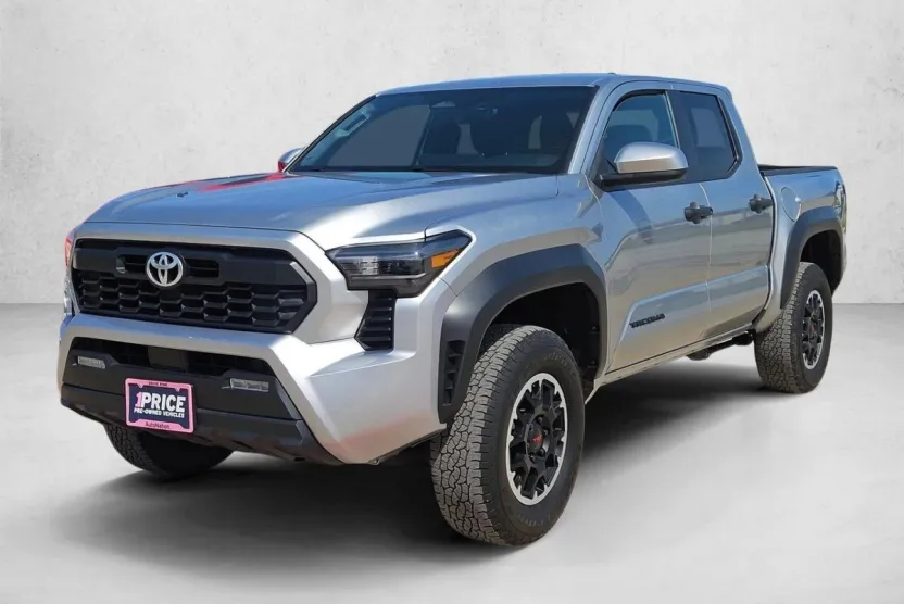 2024 Toyota Tacoma 4x4 SR5 photo 1