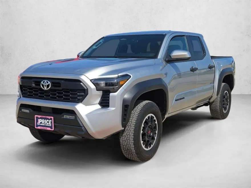 2024 Toyota Tacoma 4x4 SR5 photo 1