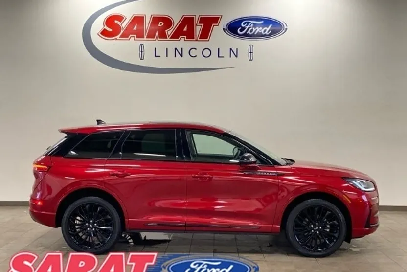 2024 Lincoln Corsair Premiere photo 1