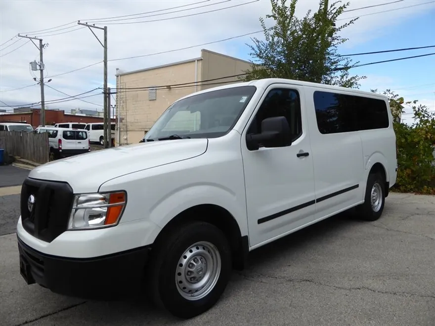 2018 Nissan NV3500 photo 1