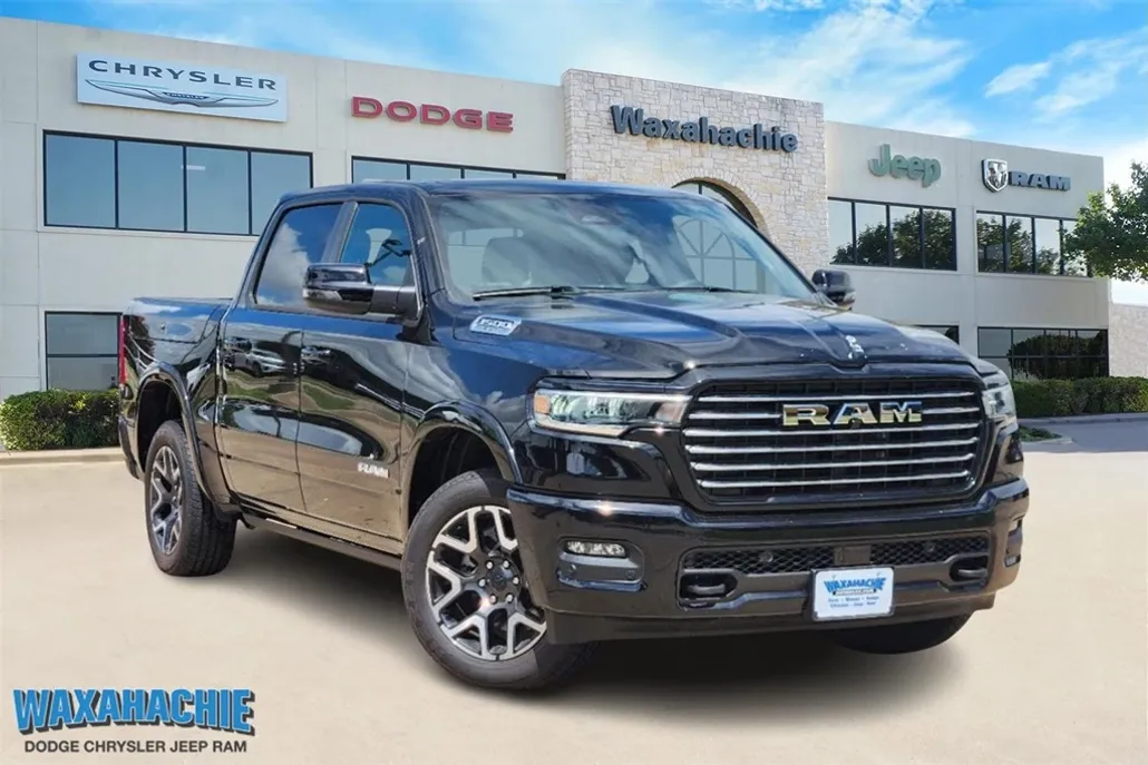2025 Ram 1500 Laramie photo 1