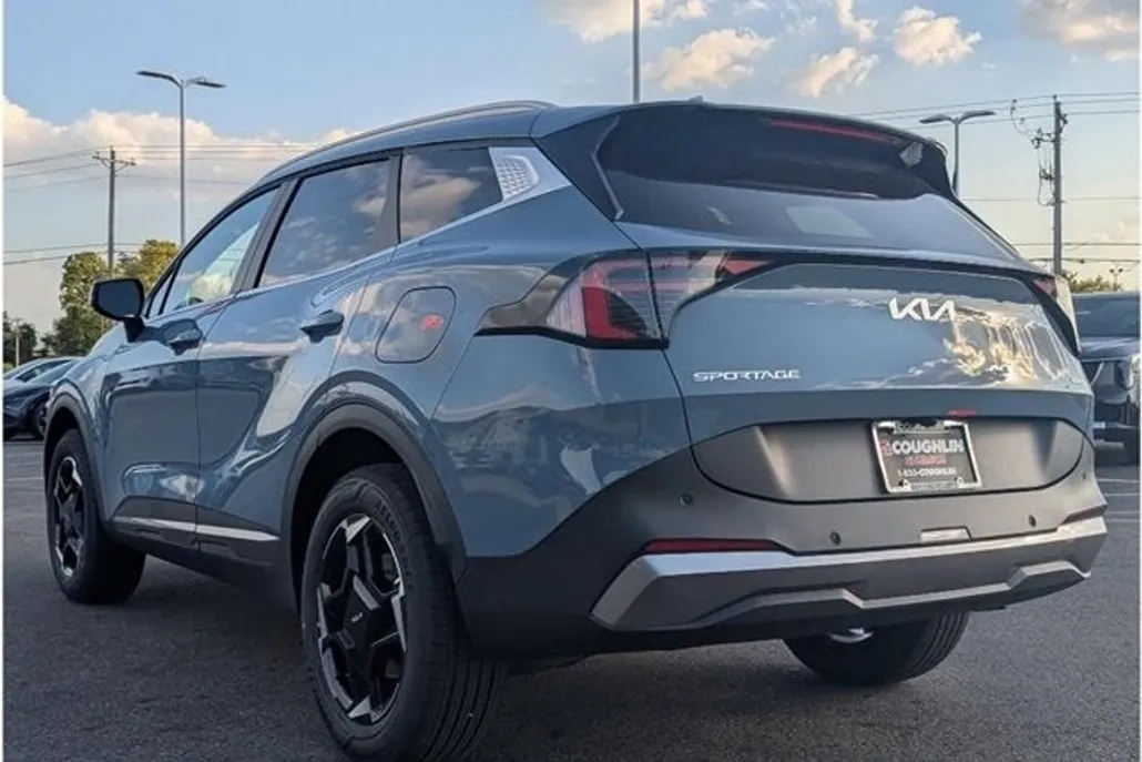 2026 Kia Sportage Hybrid EX photo 1